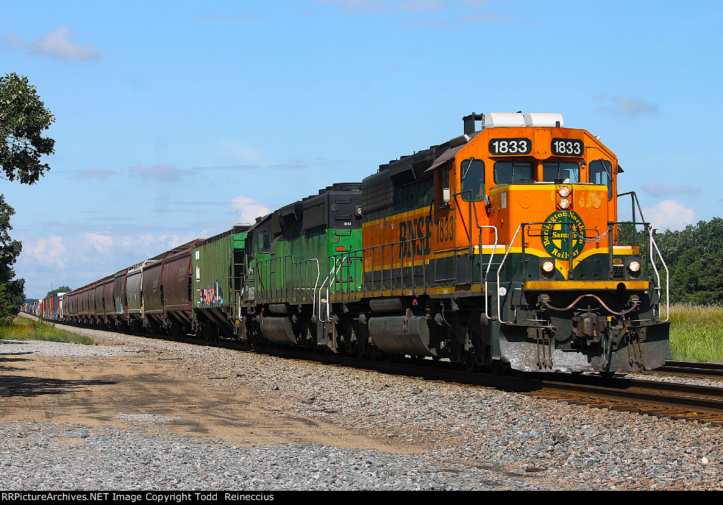 BNSF 1833